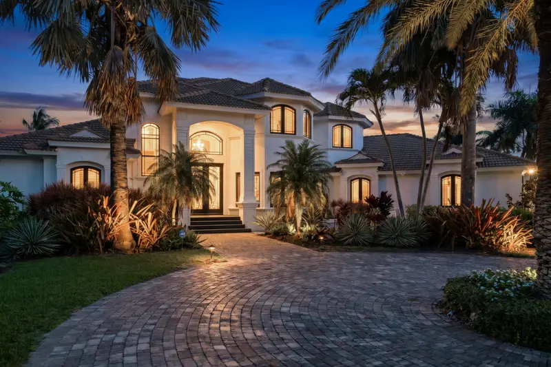 1578 S Barfield Ct, Marco Island